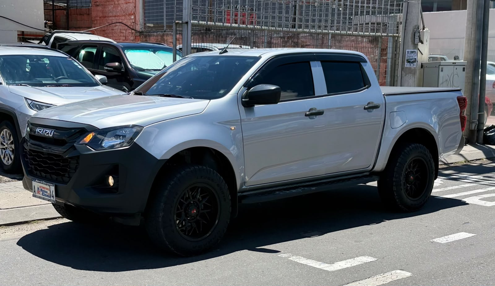 Isuzu 2027 Full - Vista 2